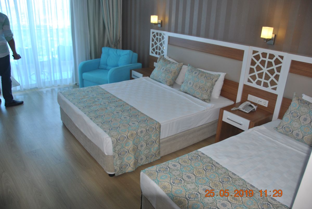 imagini hotel LONICERA RESORT